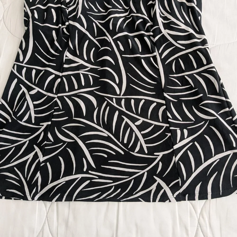 Miraclesuit Tankini Top Women's 16 Underwire Swim Top Hard to be Leaf Malibu - Picture 8 of 11